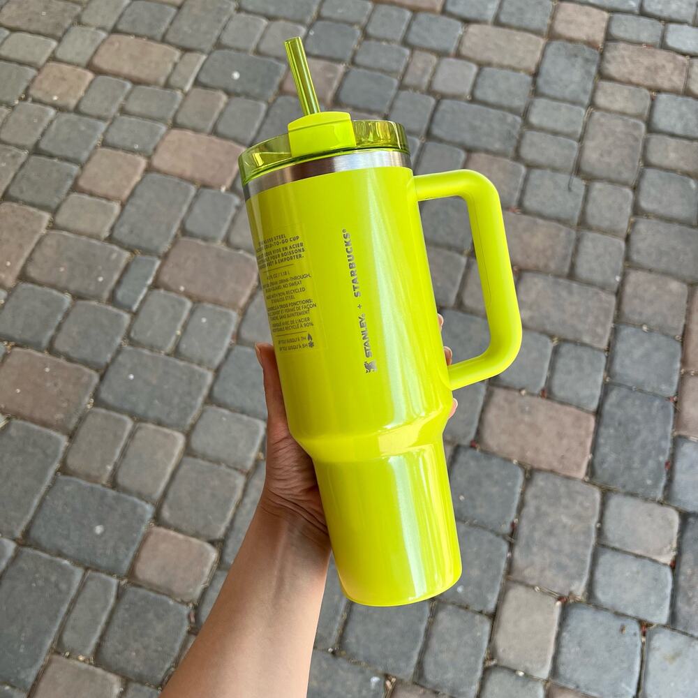 NWT Starbucks x Stanley Collab US Release Lime Quencher 40oz